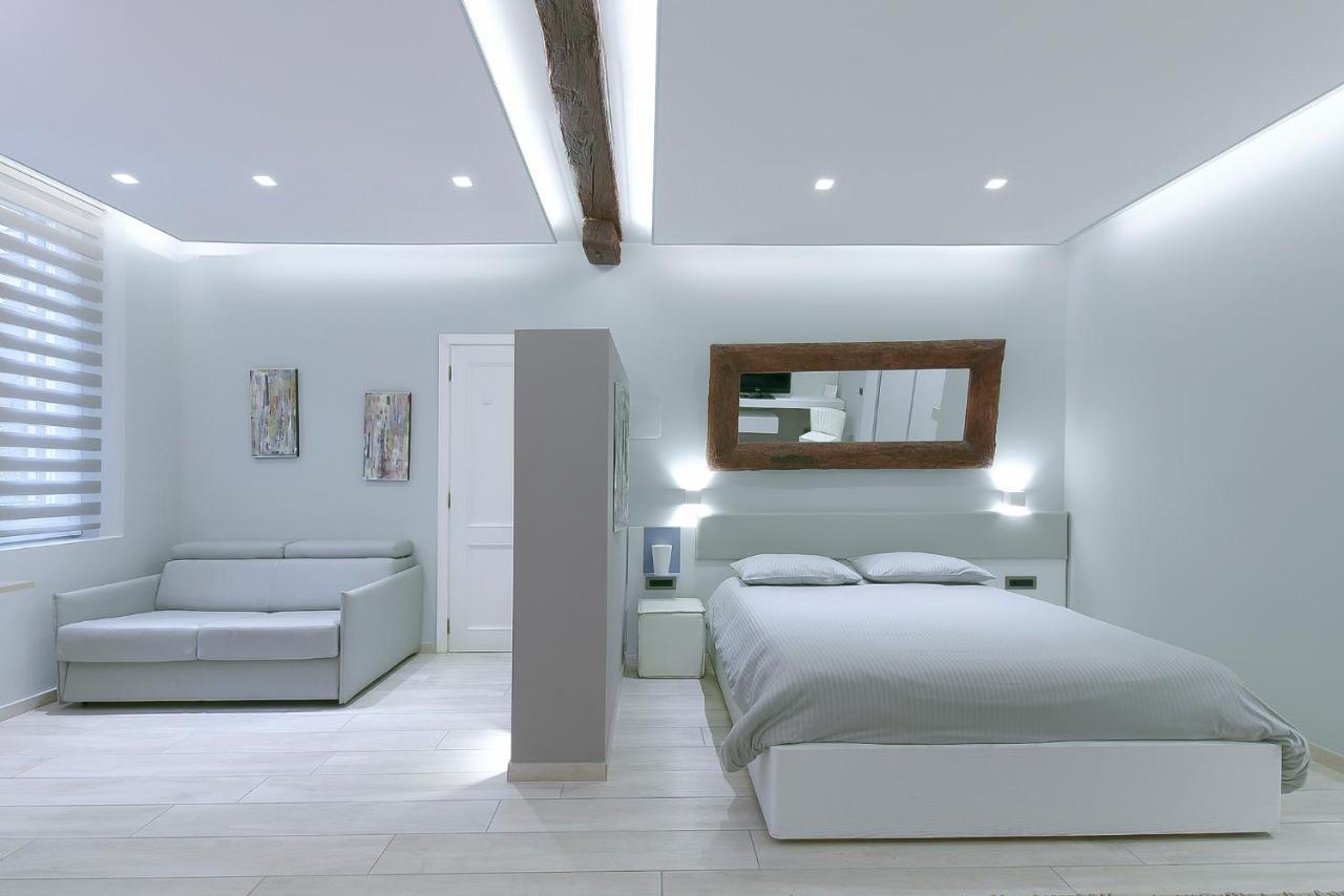 Mandria Apartments 1 2 Bologna Bagian luar foto