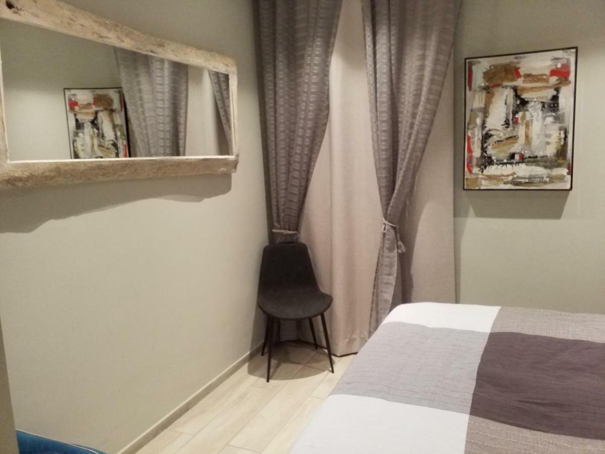Mandria Apartments 1 2 Bologna Bagian luar foto